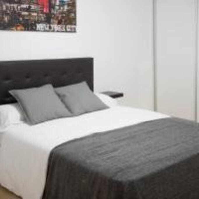 Apartamento Sotano En Gran Via Madrid Exterior photo