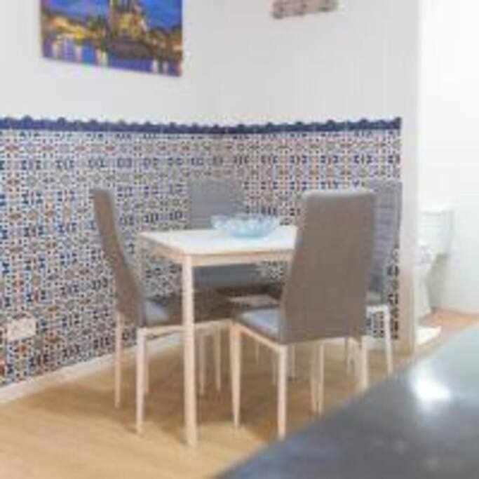Apartamento Sotano En Gran Via Madrid Exterior photo